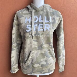 Y2K Hollister Co. Camo green and white camouflage hoodie